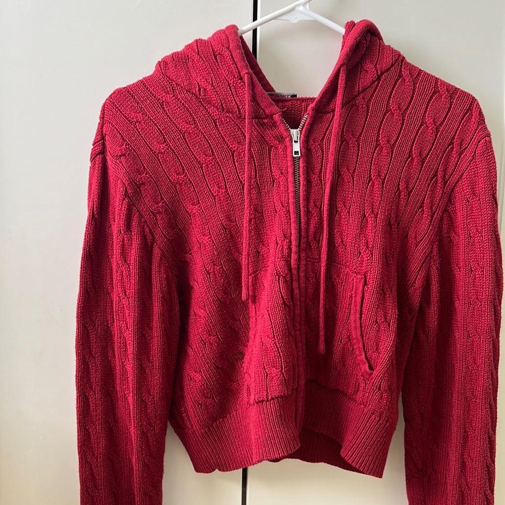 Brandy Melville sweater